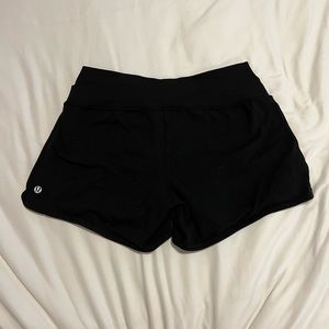 Lululemon shorts size 8